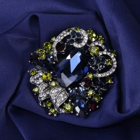 Bohemian Crystal Luxurious Classic Brooch (Color: Blue)