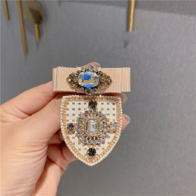 Fashionable Cool Style Exquisite Brooch (Color: Beige)