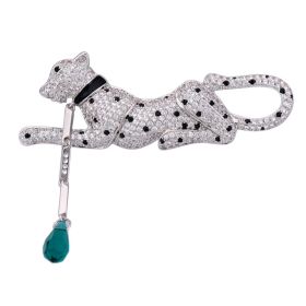 Luxury Atmospheric Crystal Leopard Brooch (Color: Silver)