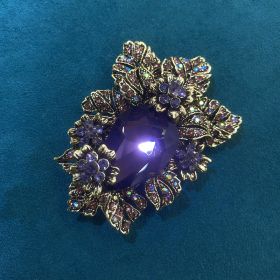 Crystal Glass French Flower Suit Jacket Pin (Option: Amethyst leaf vine flower)